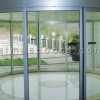 درب شیشه ای منحنی